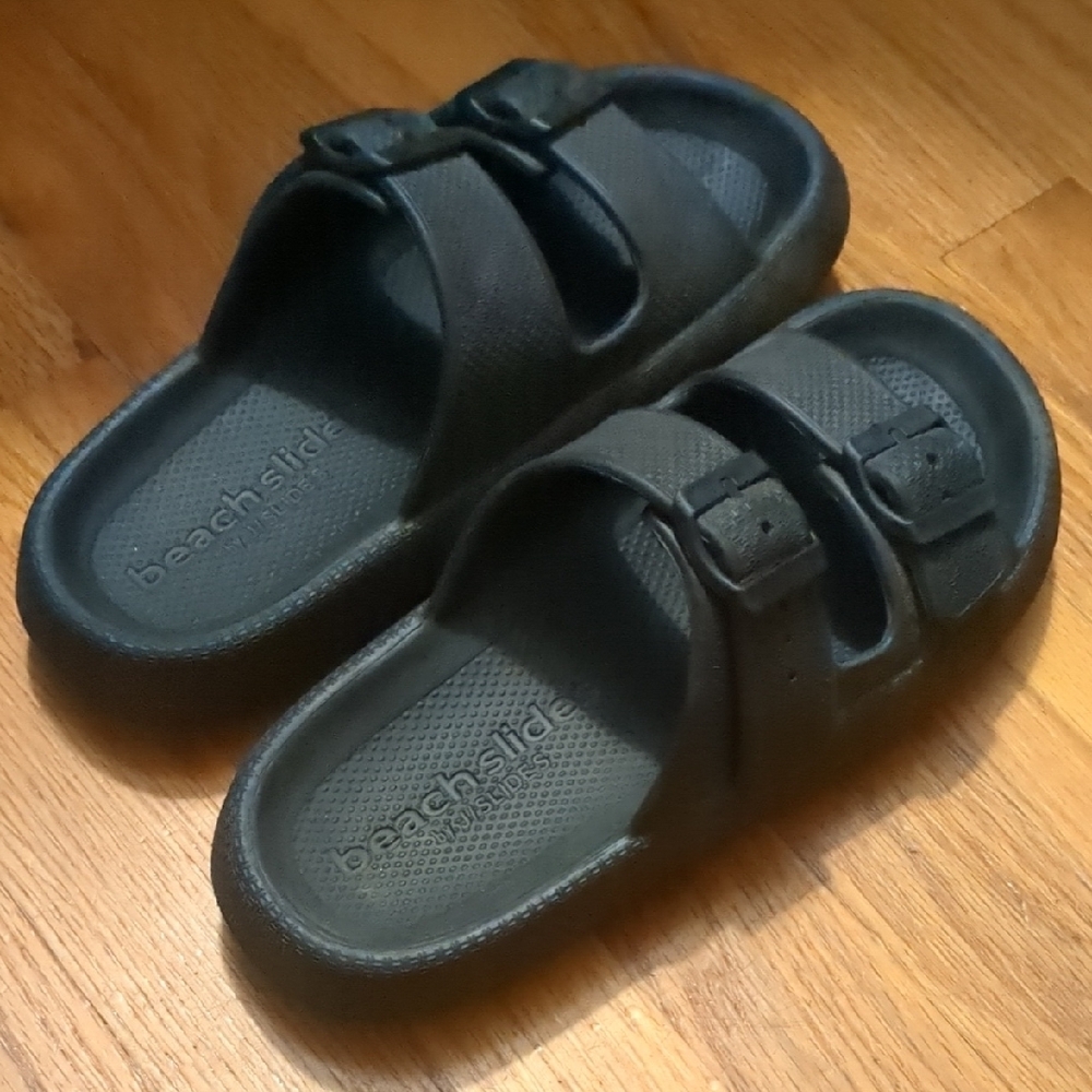 Women's Black Slide Sandals